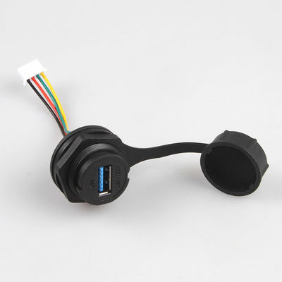 IP68 imperméabilisent le câble équipé industriel XH 2,5 de LAN au connecteur femelle d'USB 3,0