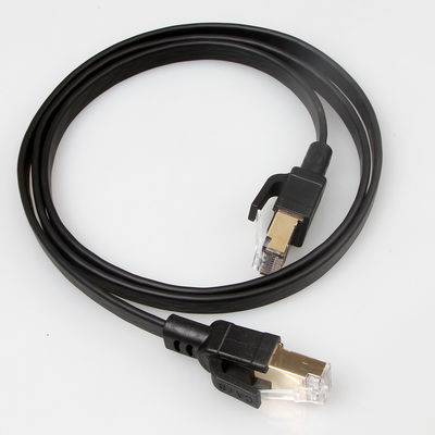 Le câble Ethernet Cat8 plat protégé noir avec de l'or a plaqué le connecteur RJ45
