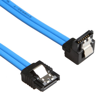 Câble pratique bleu de SATA 3 6GB S avec fermer à clef le verrou droit à la prise de 90 degrés