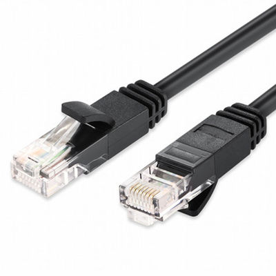 Câble noir de corde de correction de ftp Cat5e de CCA UTP avec le connecteur RJ45 masculin