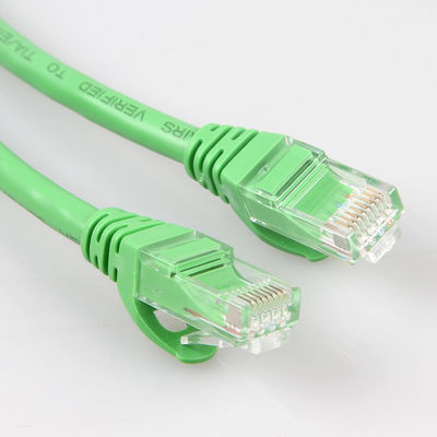 Le réseau vert pratique câblent le bouclier de la longueur 10m 30m 50m UTP de Cat6a